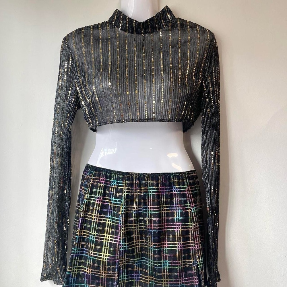 OHS Metallic Sheer Sparkle Crop Top ✨